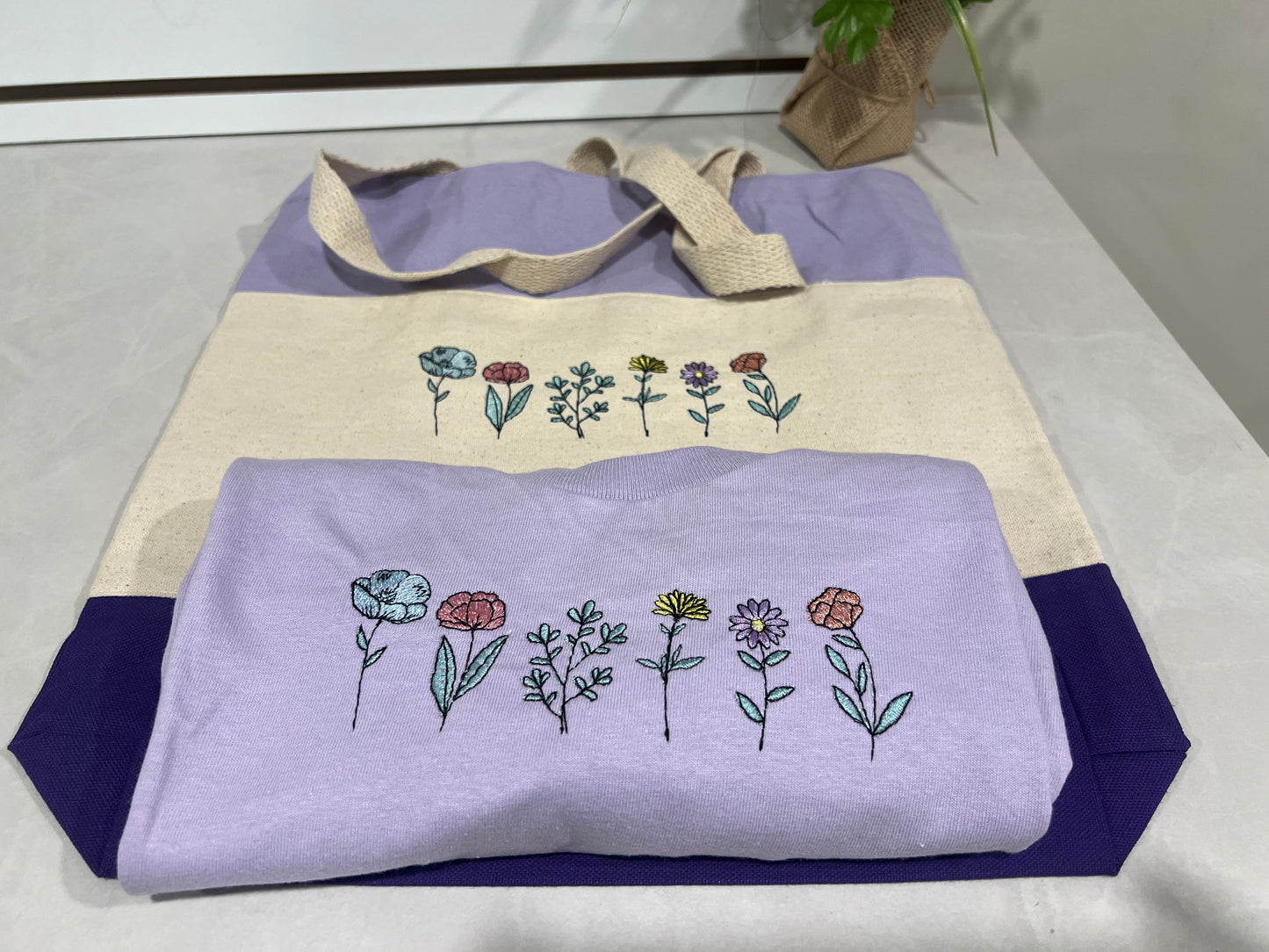 Matching set T-shirt with Tote bag